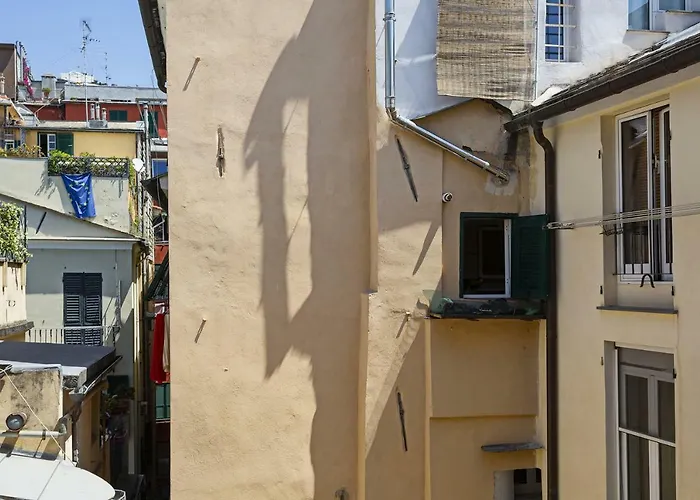 Sui Tetti Del Centro Di Genova By Wonderful Italy